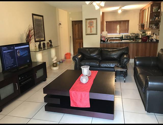 3 BEDROOM APARTMENT TO LET IN BRYANSTON